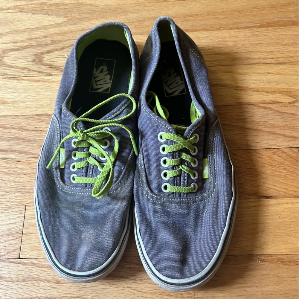Vans sneakers SHARK grey and green size 10 Men's